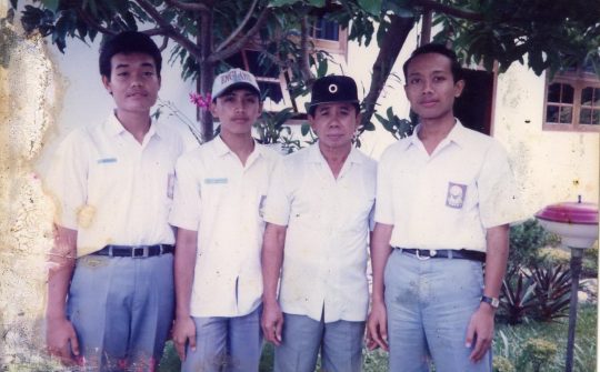 Kelas III SMA (1997)